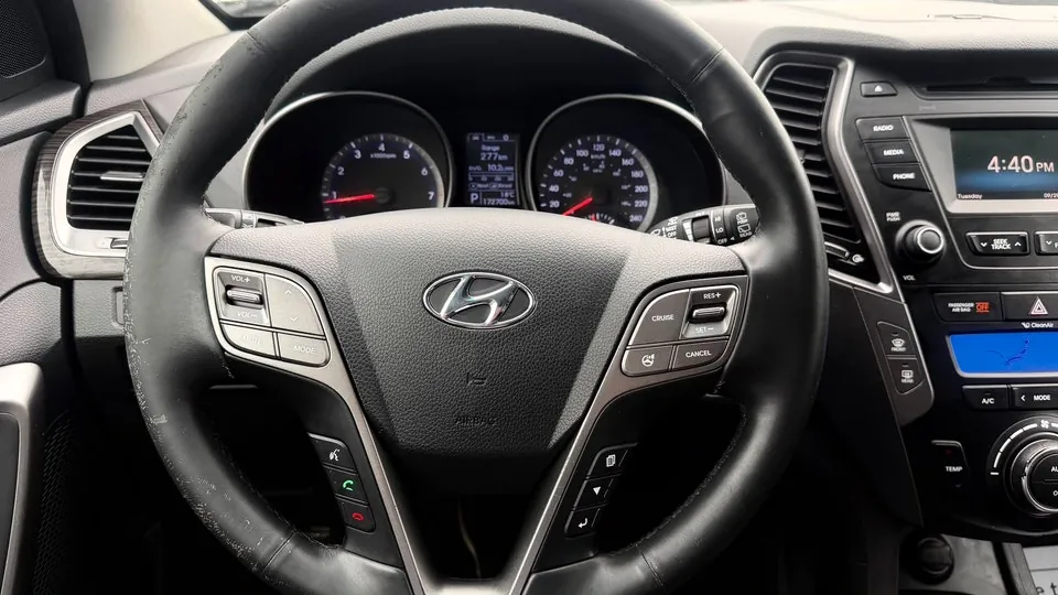 Hyundai Santa Fe 2015 photo 4