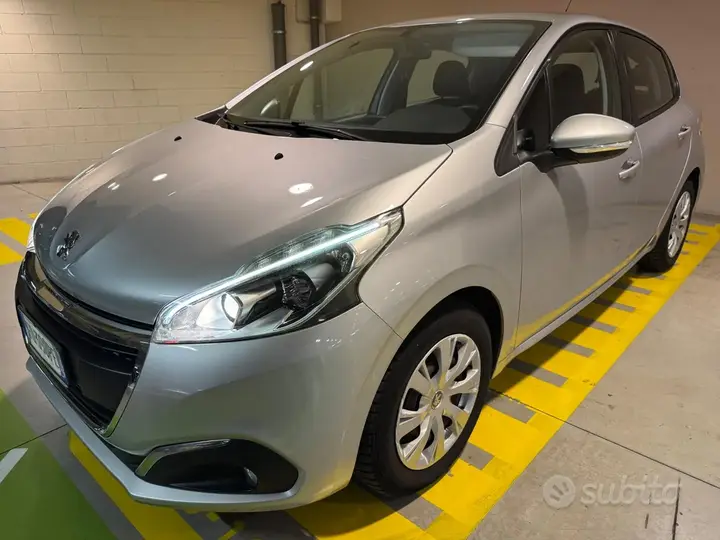 Peugeot 208 2016 photo 4