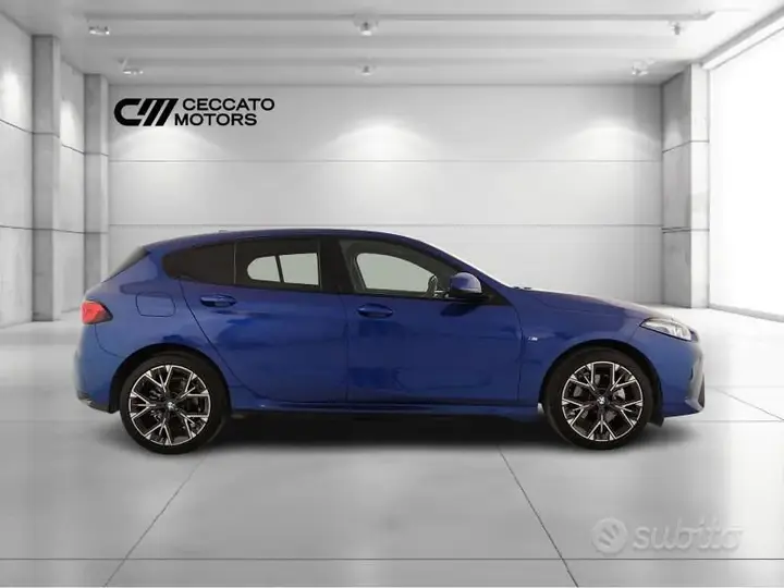 BMW 1 Series 2025 photo 3