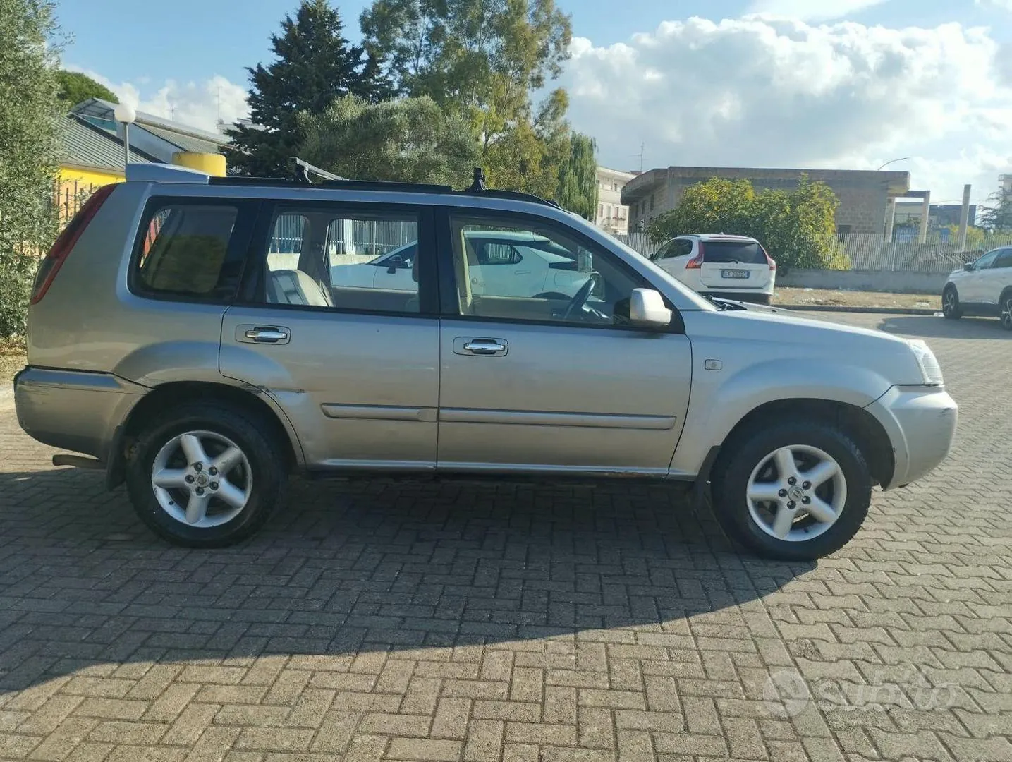 Nissan X-Trail 2001 photo 2