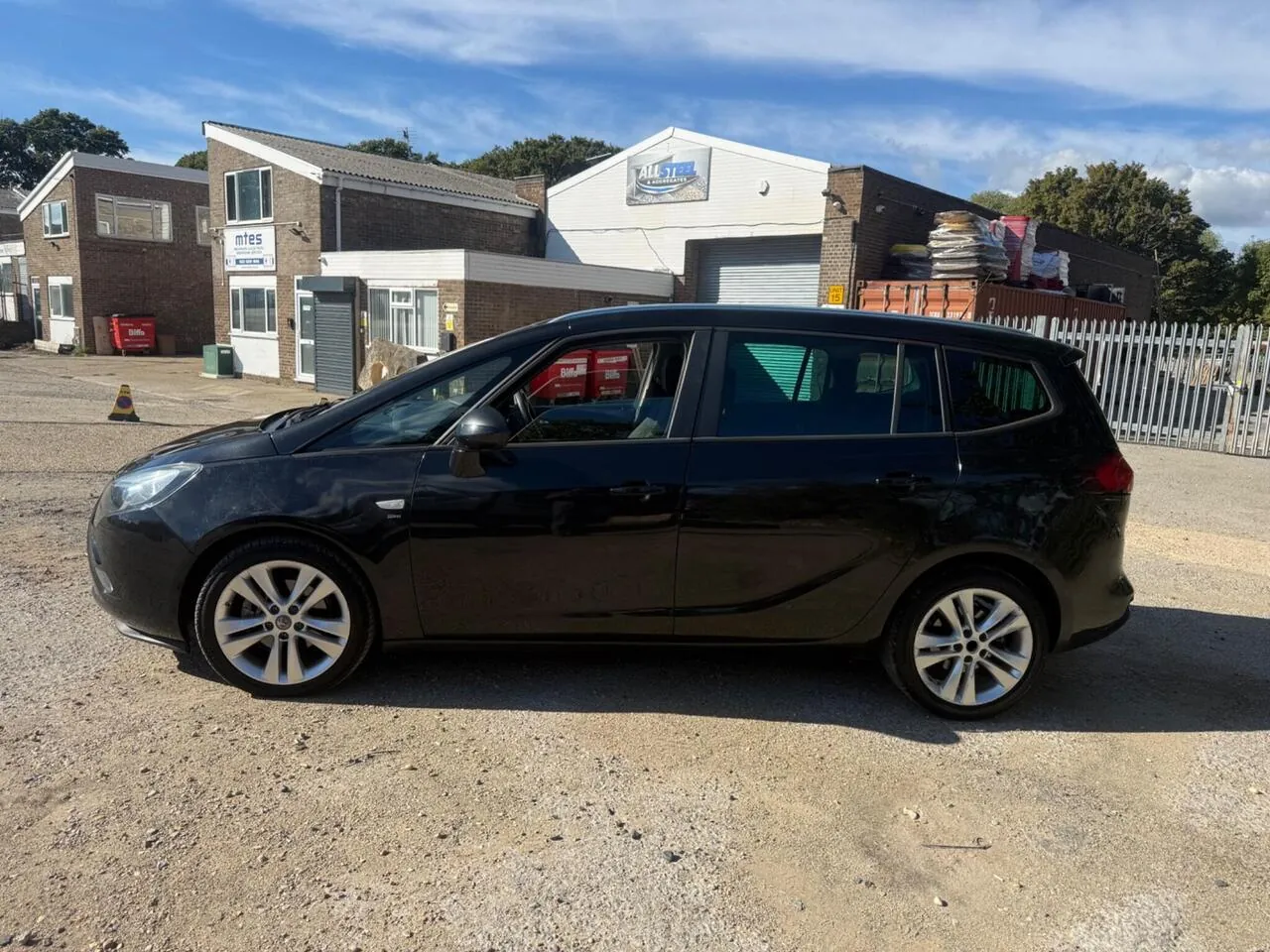 Vauxhall Zafira 2015 photo 4