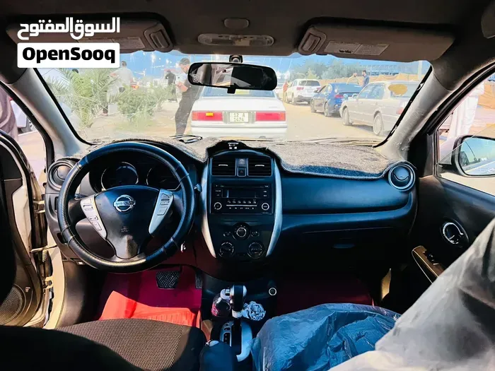 Nissan Versa 2018 photo 3