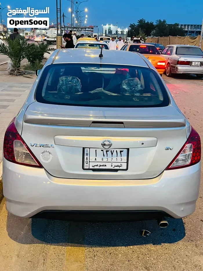 Nissan Versa 2018 photo 2