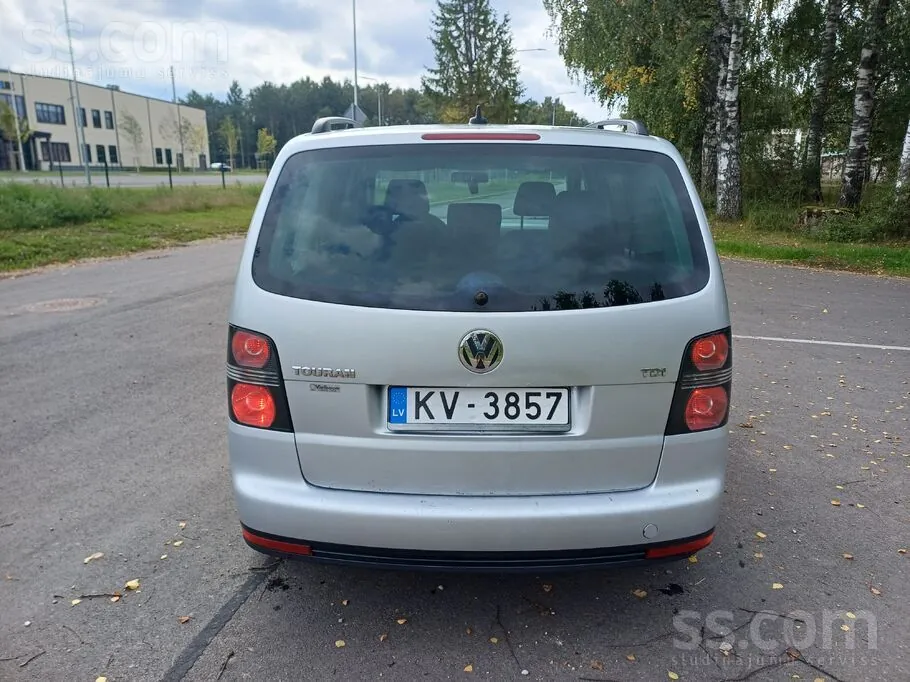 Volkswagen Touran 2008 photo 5