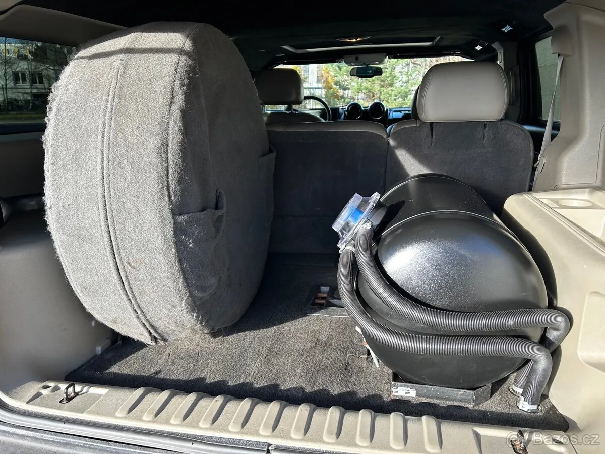 Hummer H2 2005 photo 5