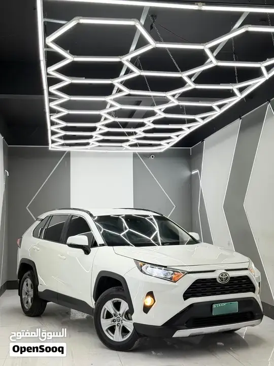 Toyota Rav4 2019 photo 2