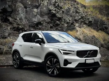 Volvo Xc40 2025 photo 2