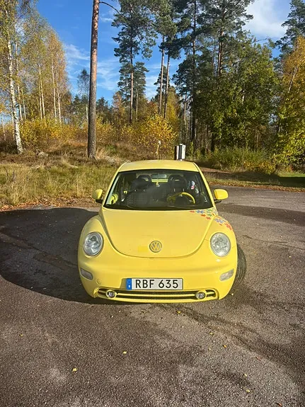 Volkswagen New Beetle 1999 photo 2