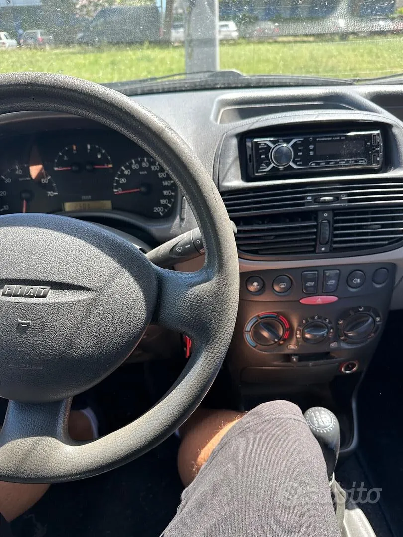 Fiat Punto 2001 photo 5
