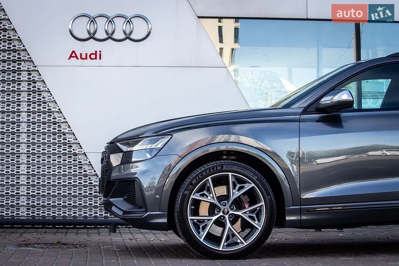Audi Sq8