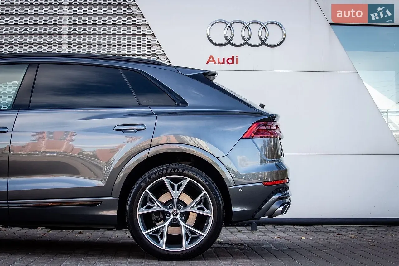 Audi Sq8 2023 photo 2