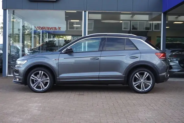 Volkswagen T-Roc 2020 photo 2