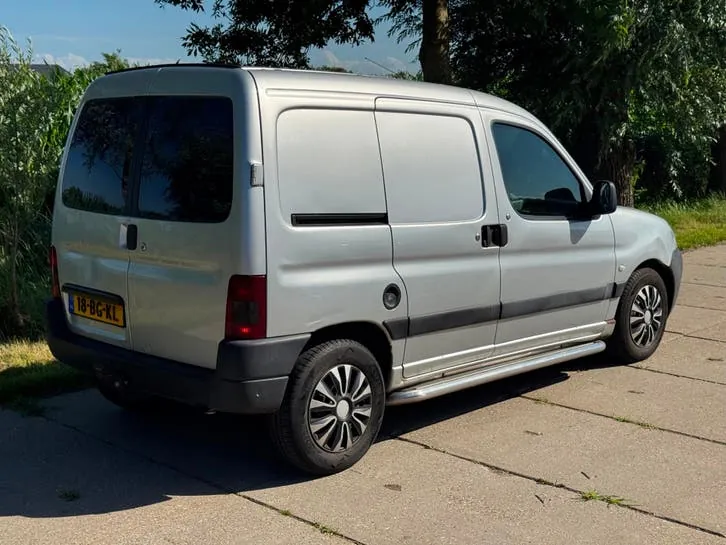 Peugeot Partner 2002 photo 3