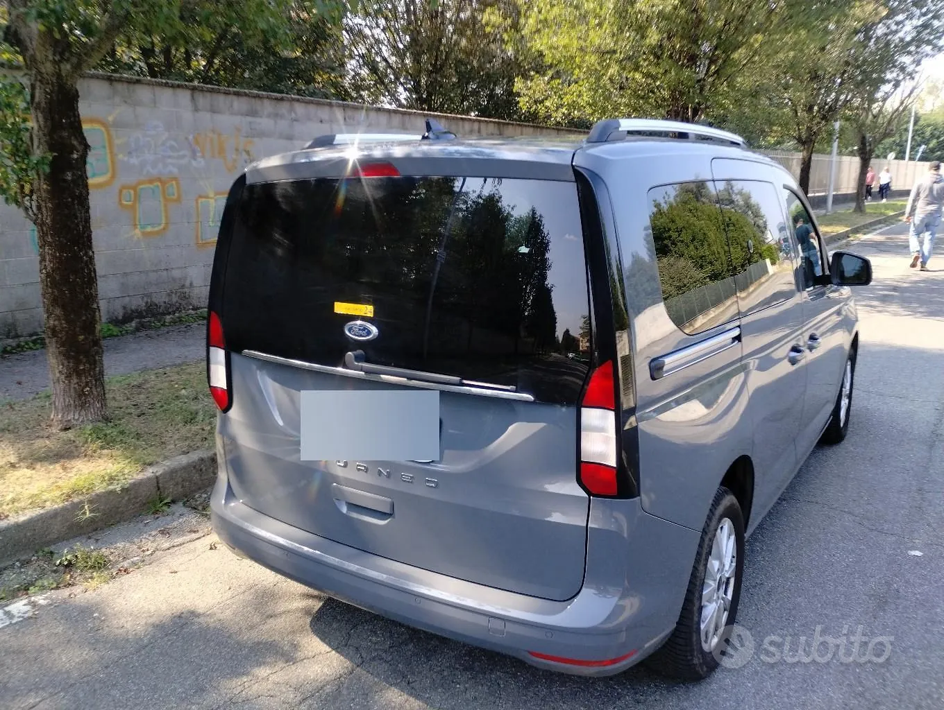 Ford Torneo Connect 2023 photo 2