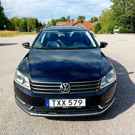 Volkswagen Passat 2012 photo 3