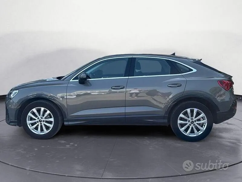 Audi Q3 2023 photo 4