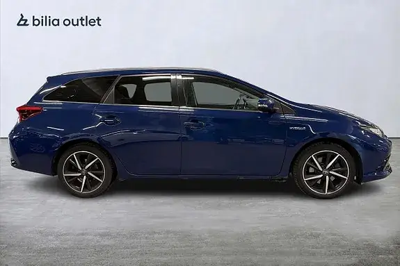 Toyota Auris 2018 photo 5