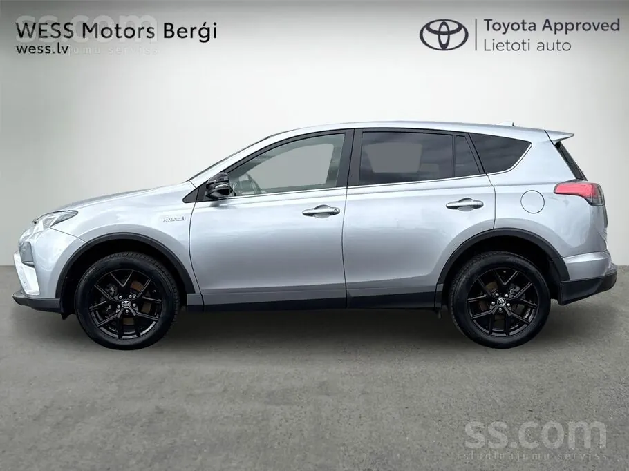 Toyota Rav 4 2018 photo 3