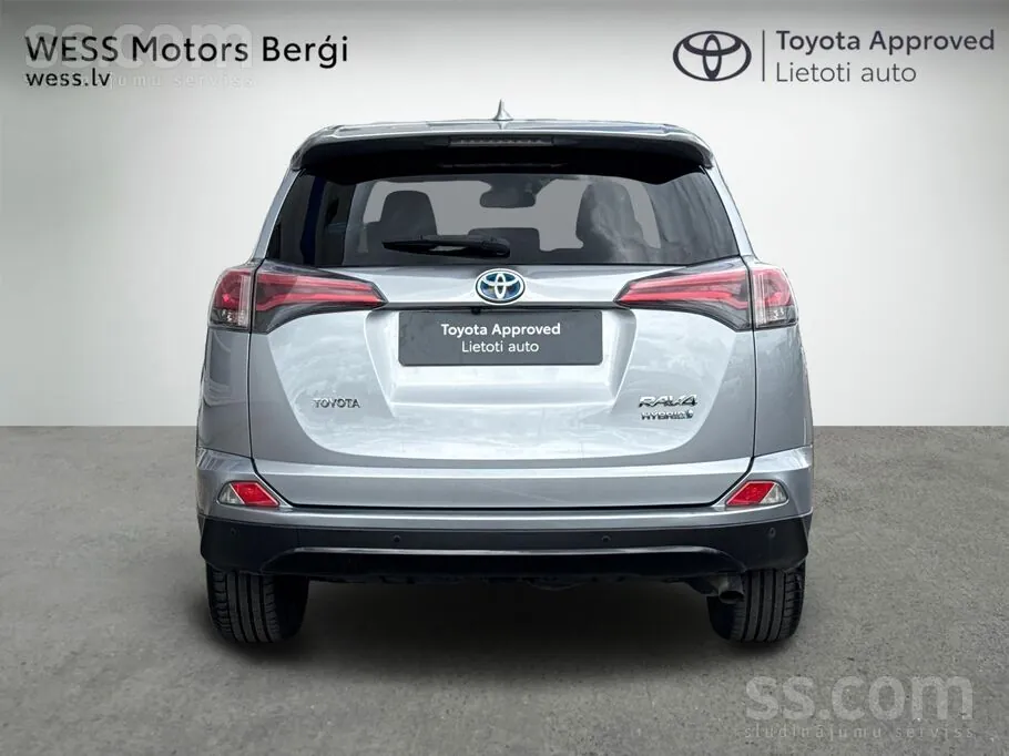 Toyota Rav 4 2018 photo 4