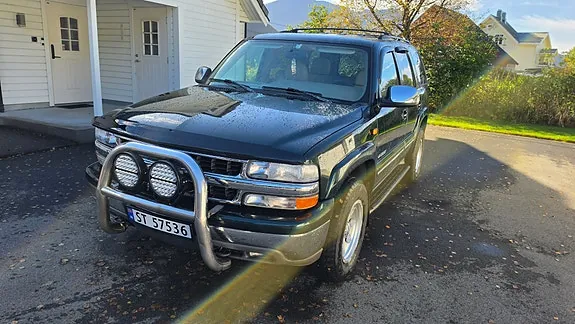 Chevrolet Tahoe 2001 photo 2