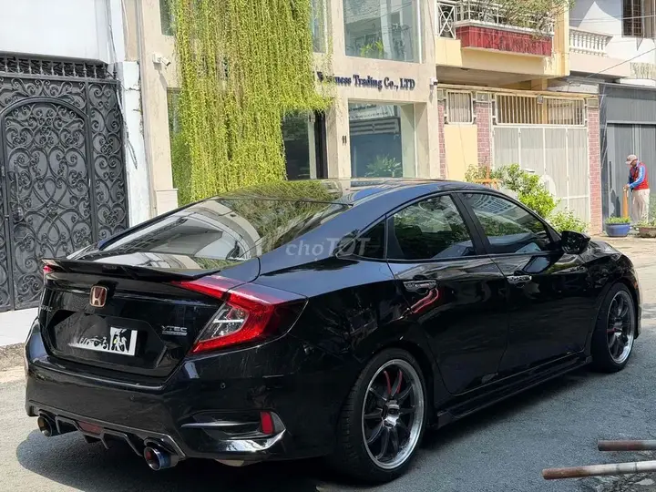 Honda Civic 2019 photo 5