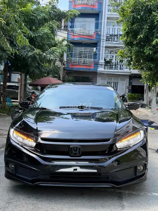 Honda Civic 2019 photo 2