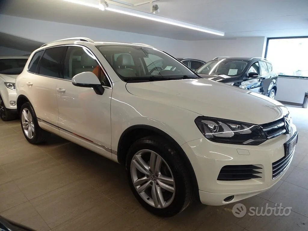 Volkswagen Touareg 2011 photo 2