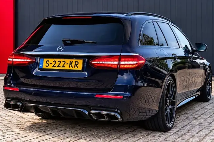Mercedes-Benz E-Class 2017 photo 2
