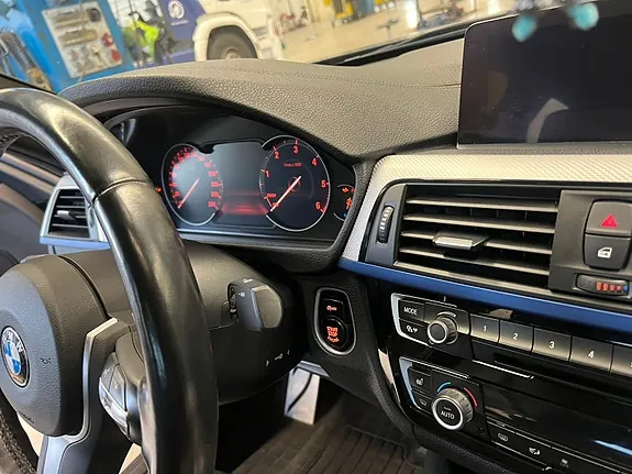 BMW 318D 2018 photo 5