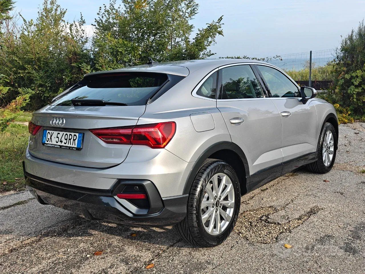 Audi Q3 2022 photo 4