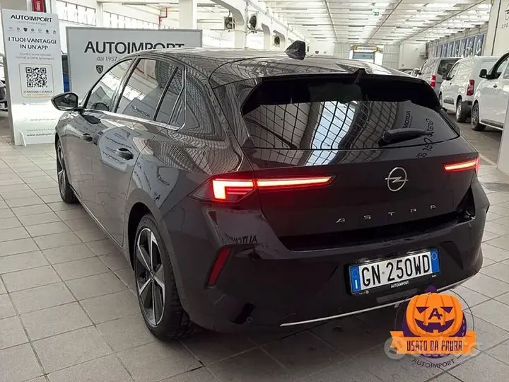 Opel Astra 2023 photo 4
