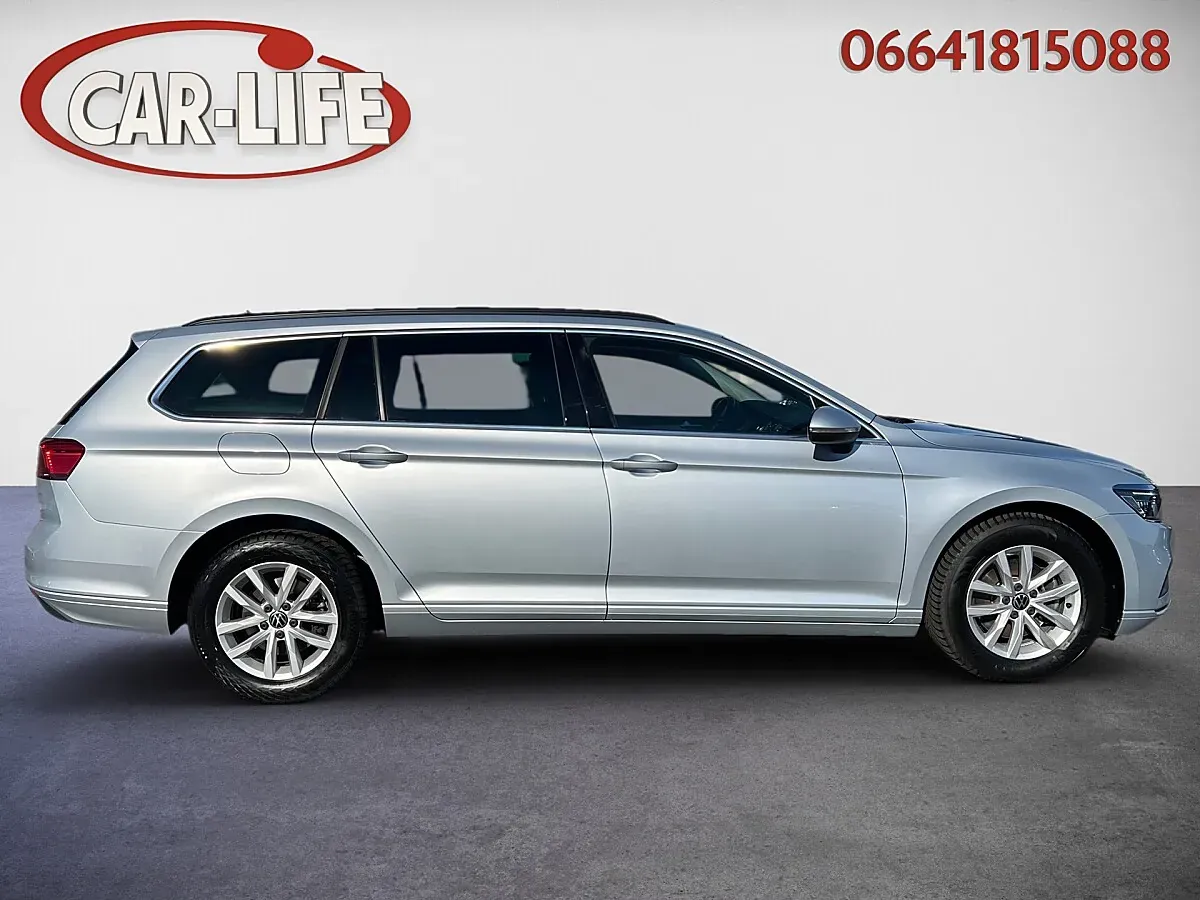Volkswagen Passat 2022 photo 3