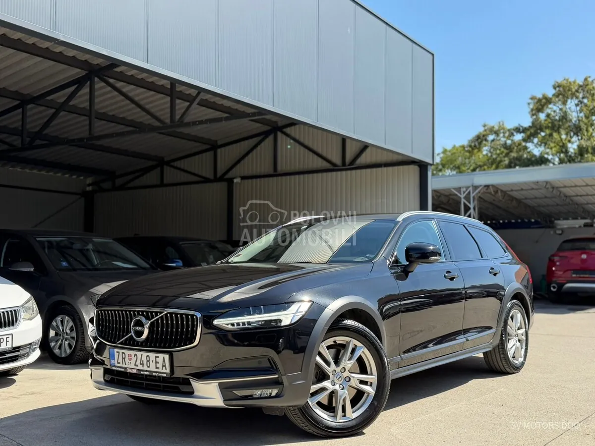 Volvo V90 Cross Country