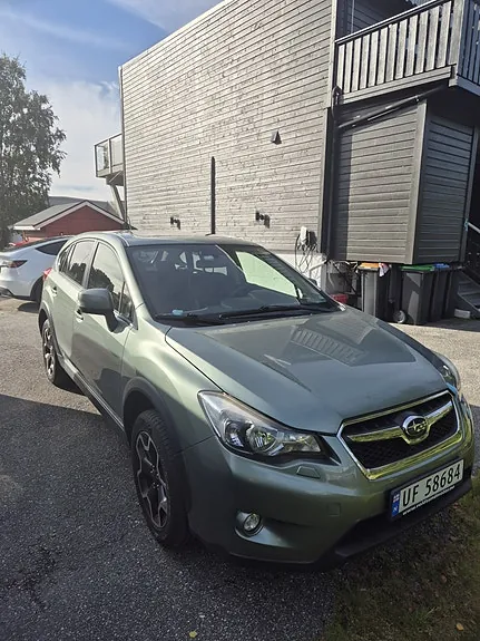Subaru Xv 2013 photo 2