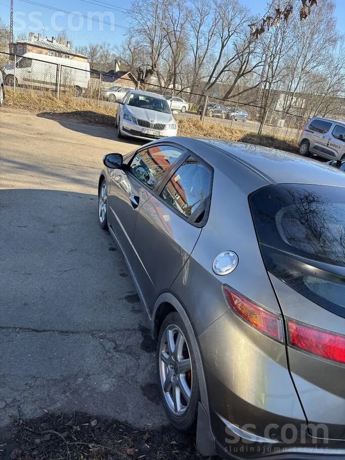 Honda Civic 2007 photo 4