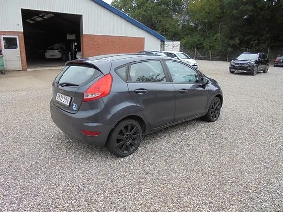 Ford Fiesta 2009 photo 5
