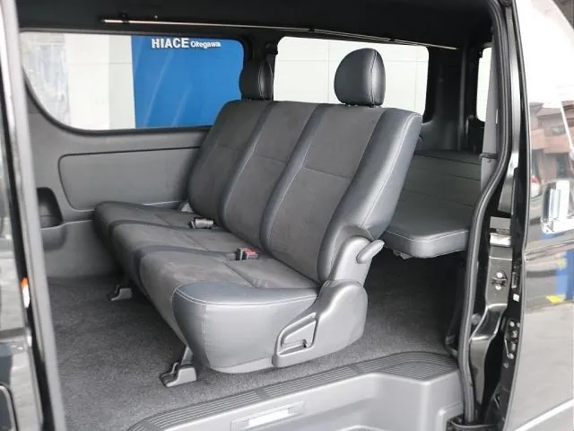 Toyota Hiace 2025 photo 3