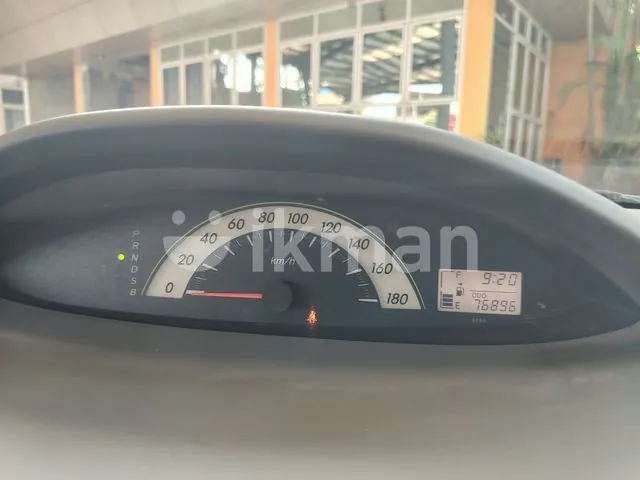 Toyota Belta 2011 photo 3