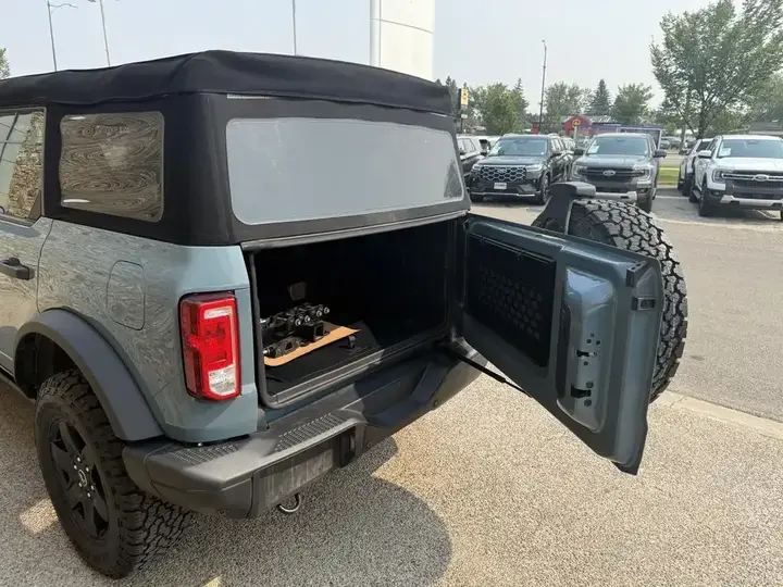 Ford Bronco 2023 photo 5