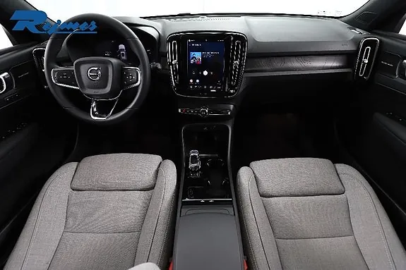 Volvo Xc40 2024 photo 2