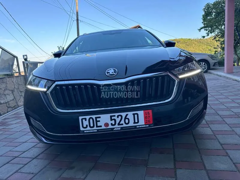 Skoda Octavia 2021 photo 2