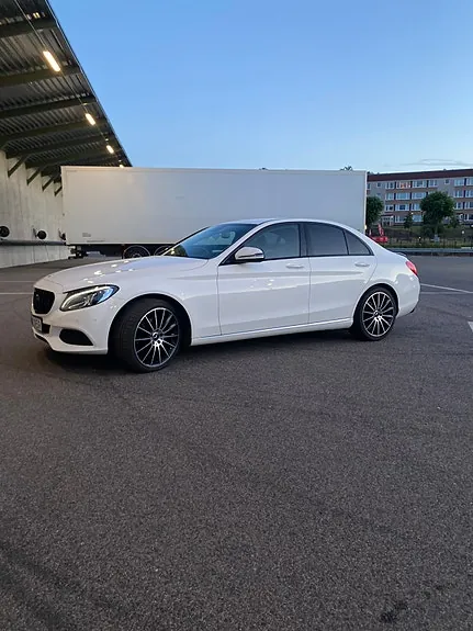 Mercedes-Benz C220 D 2016 photo 3