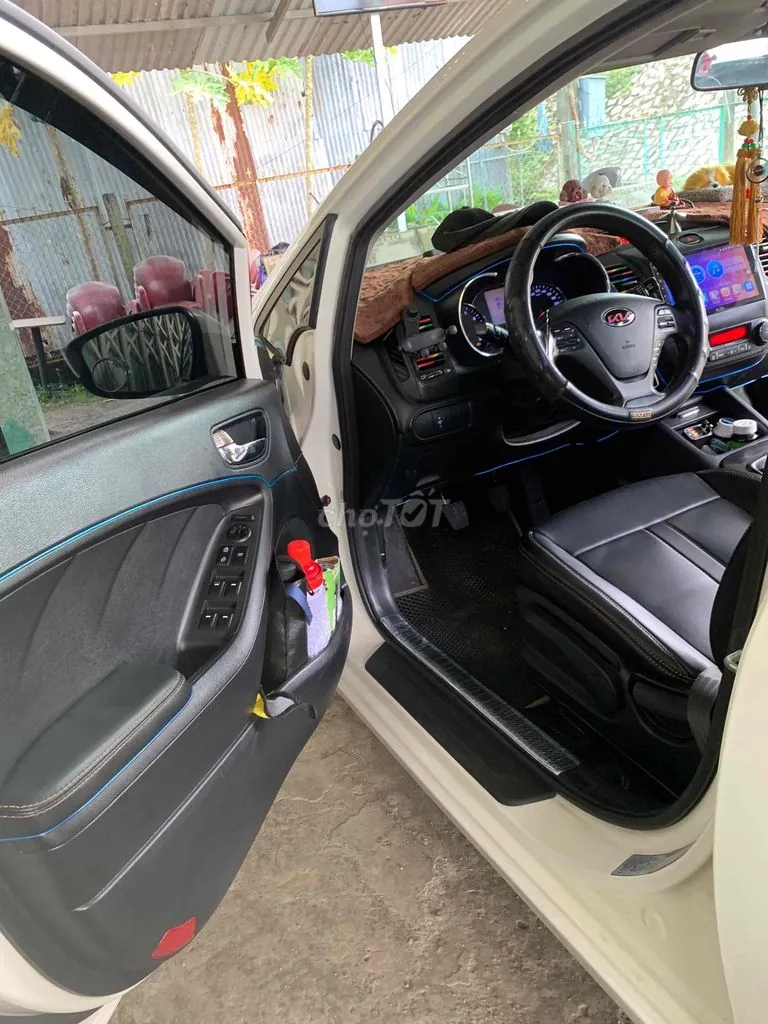 Kia K3 2014 photo 5