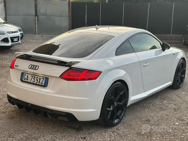 Audi Tt 2015 photo 2