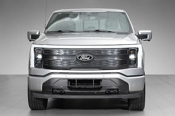 Ford F-150 2025 photo 2