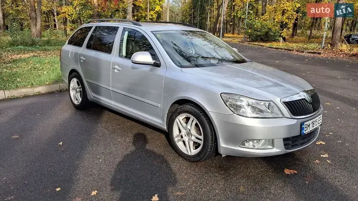 Skoda Octavia 2010 photo 3