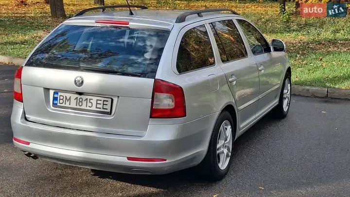 Skoda Octavia 2010 photo 5