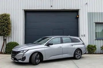 Peugeot 308 2022 photo 2