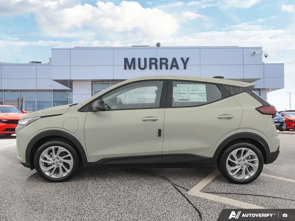 Chevrolet Bolt 2027 photo 4