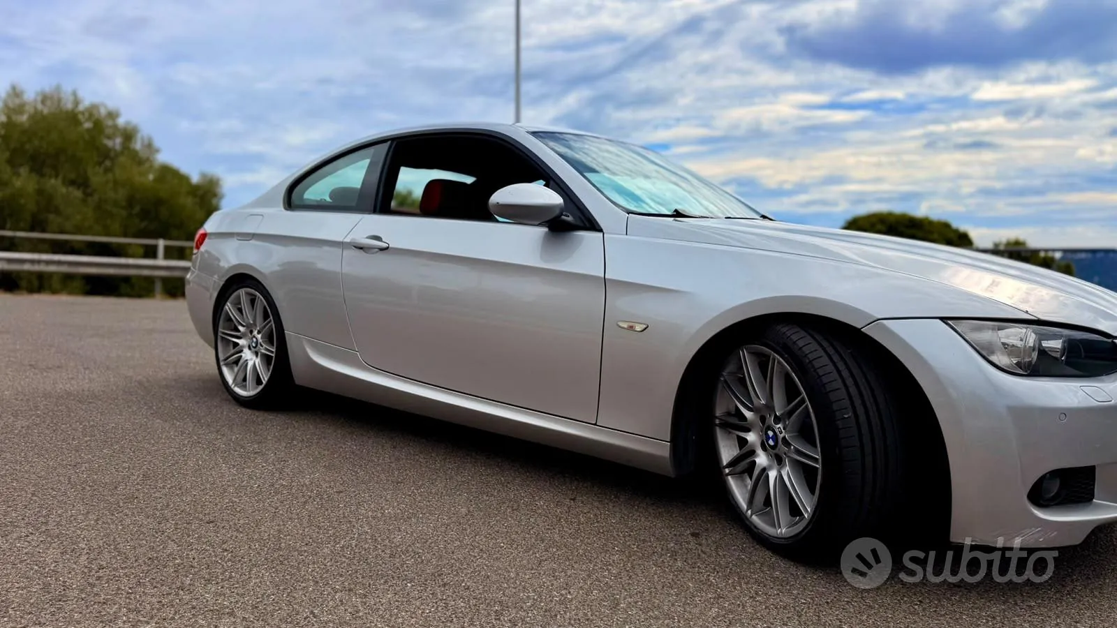 BMW 335I 2009 photo 2